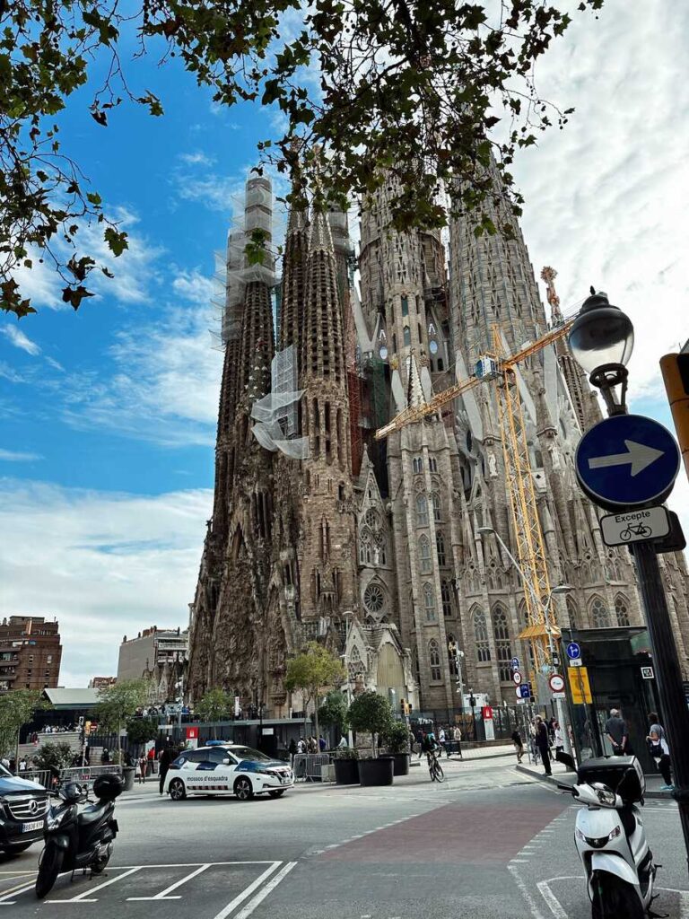 Barcelona Attractions Obiective Turistice Sagrada Familia