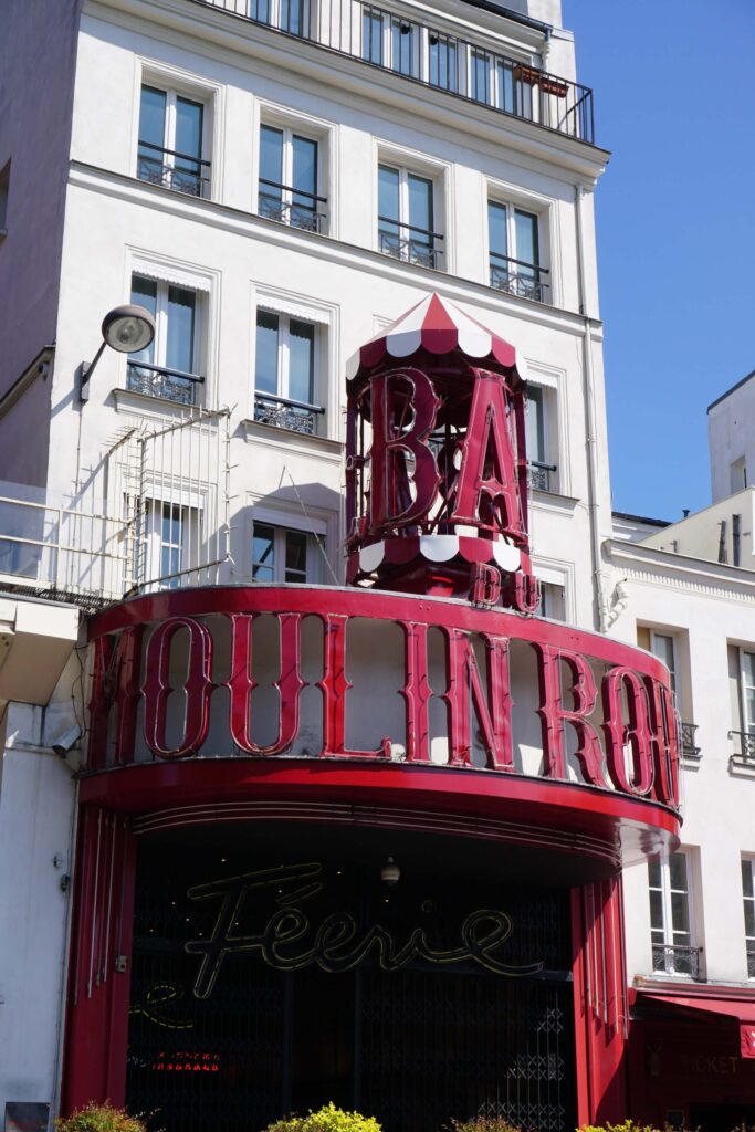 Moulin Rouge Paris Obiective turistice Paris