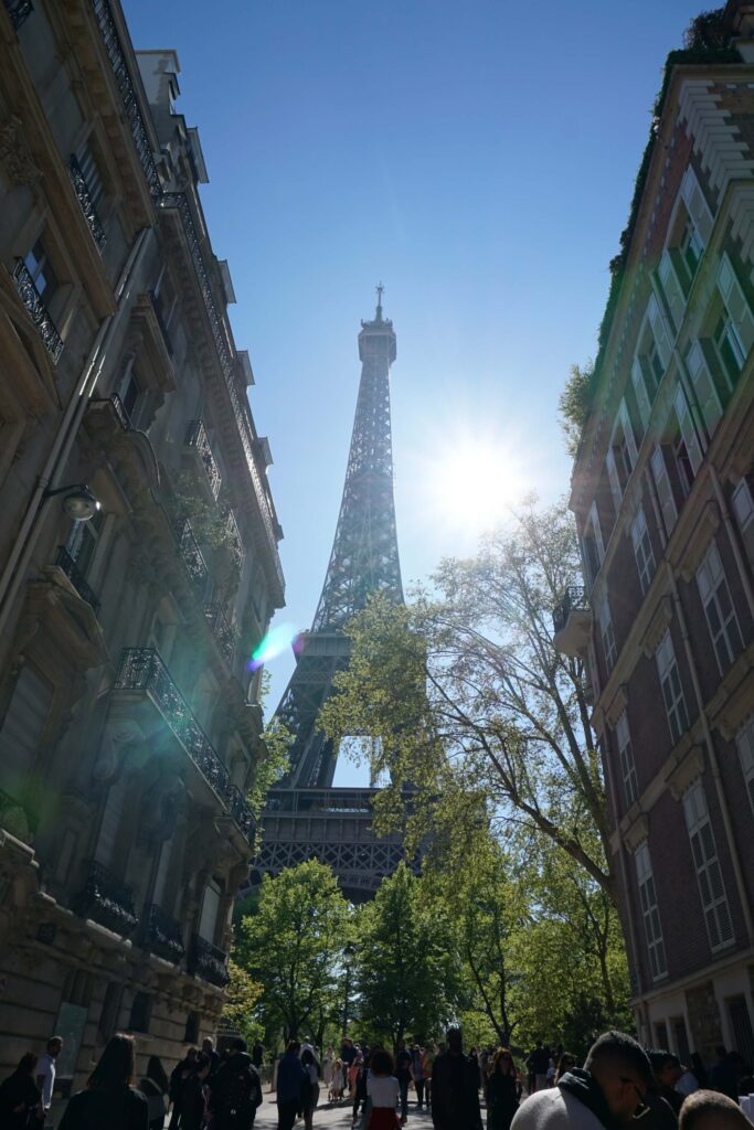 Rue de l'universite Paris Obiective turistice Paris