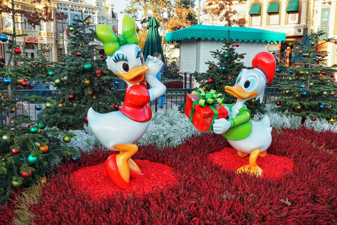 Disneyland Paris Christmas Parade