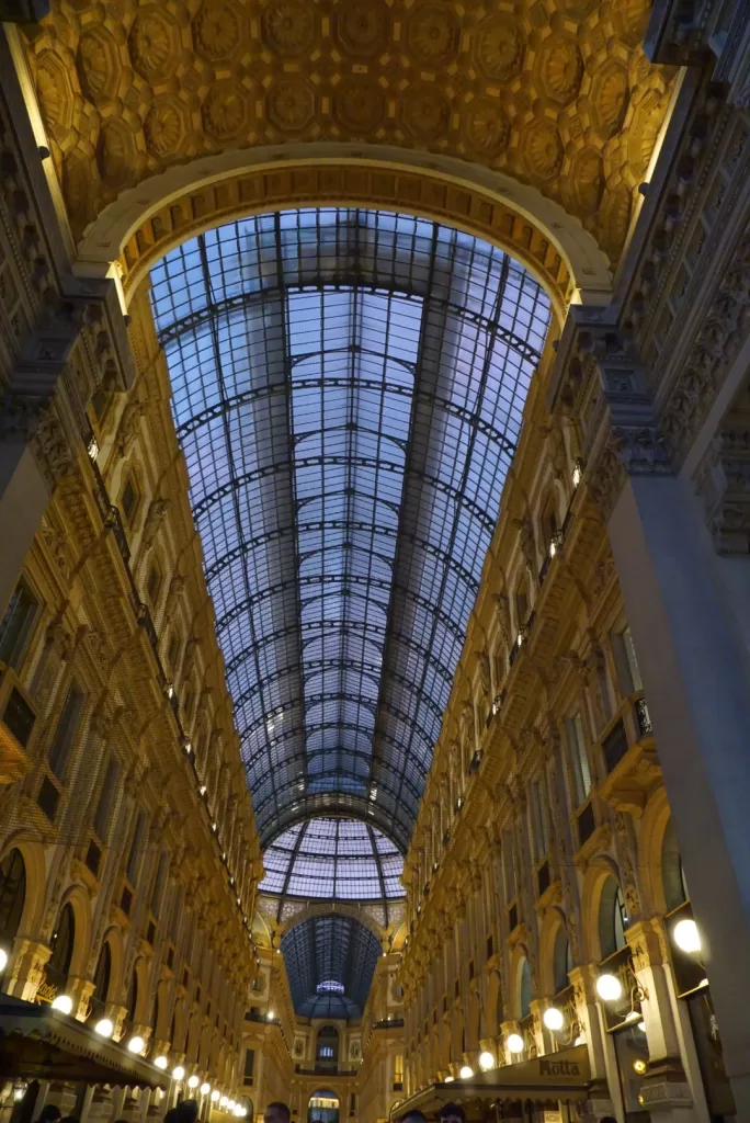 Galeriile Vittorio Emanuele Obiective turistice Milano