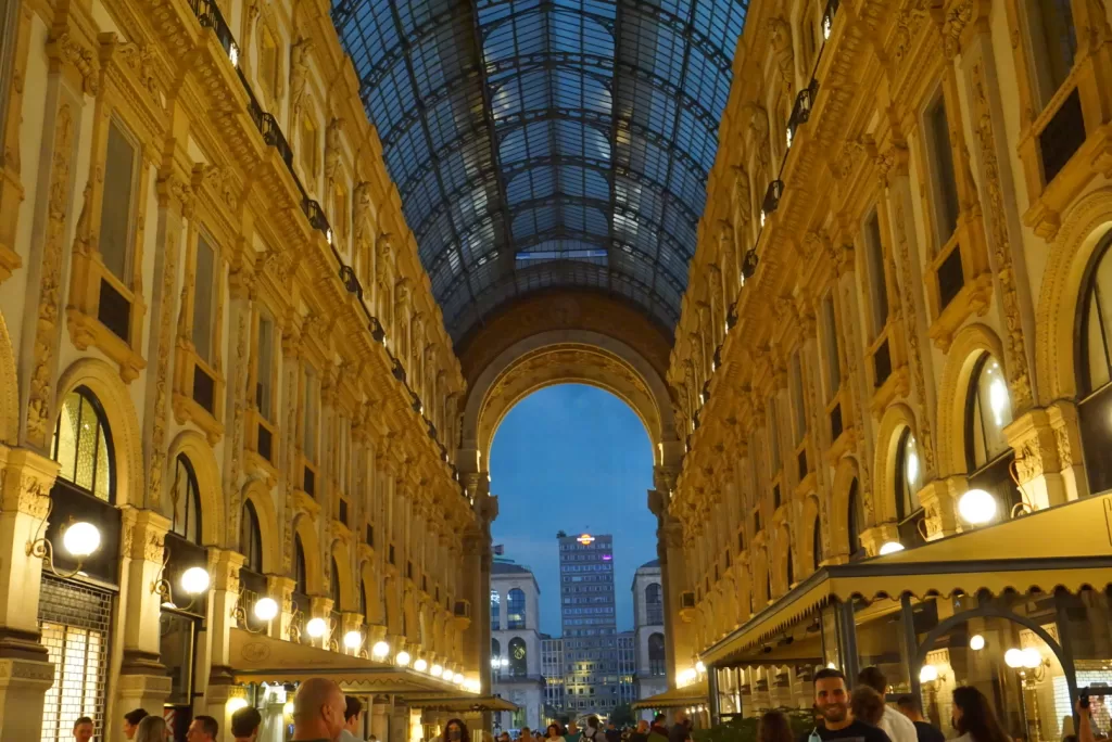 Galeriile Vittorio Emanuele Obiective turistice Milano