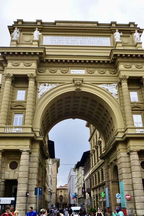 Piazza della Republica Florence Obiective Turistice