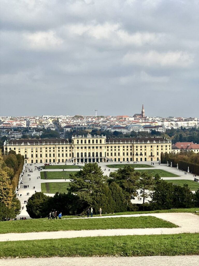 Schonbrunn Viena obiective turistice