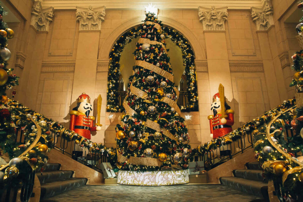 The Peninsula Hotel New York Christmas Craciun