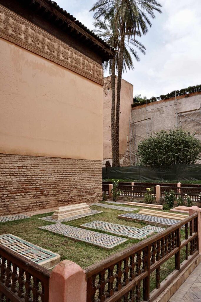 Saadian Tombs Marrakesh Obiective Turistice